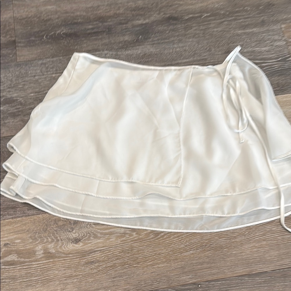 House of CB white skirt, size S